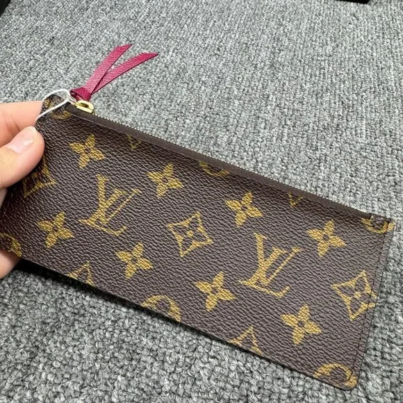 Louis Vuitton Josephine Leather Wallet 385-010725 - Picture 14 of 15